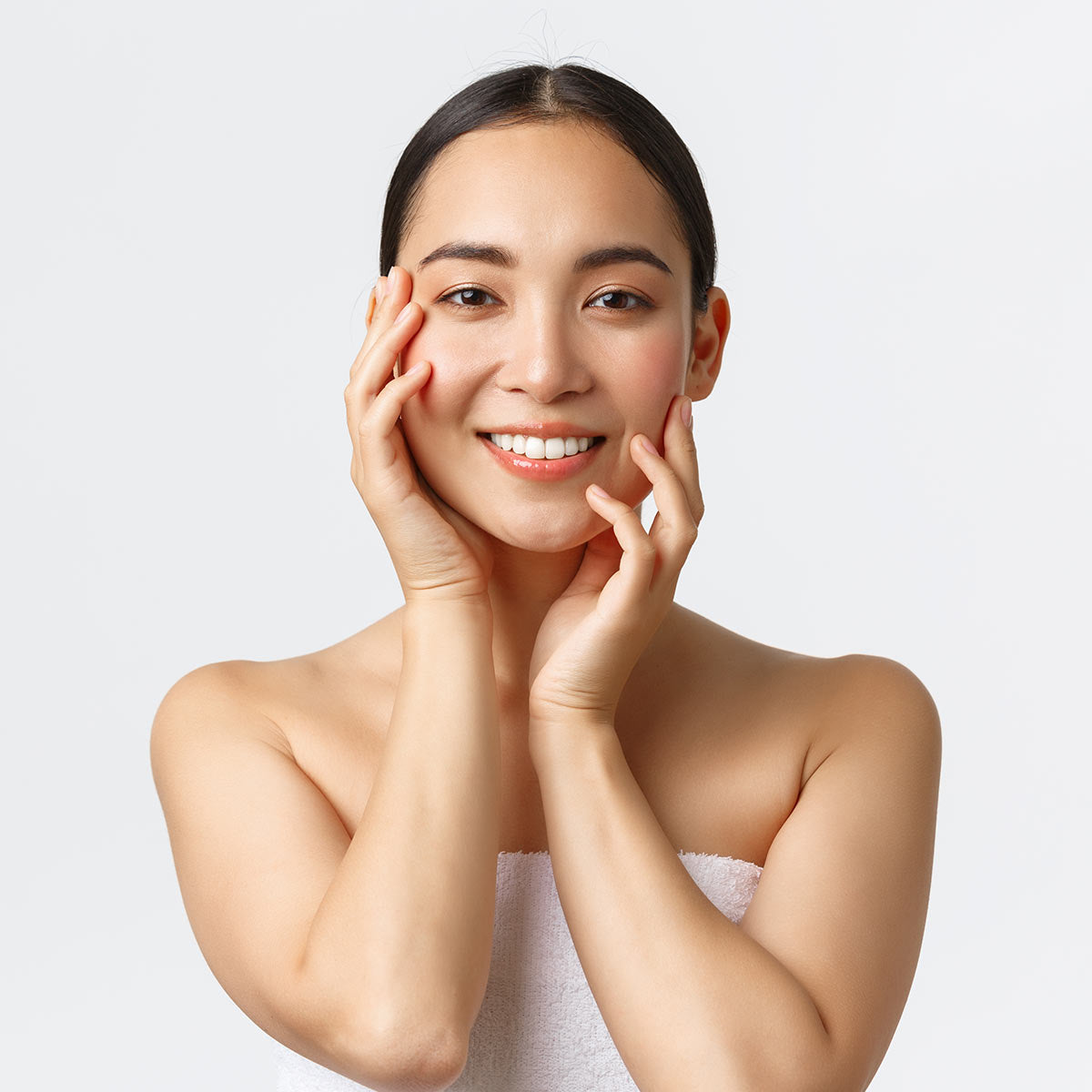 WHAT NOT TO DO DURING QUARANTINE TO TAKE CARE OF OUR SKIN