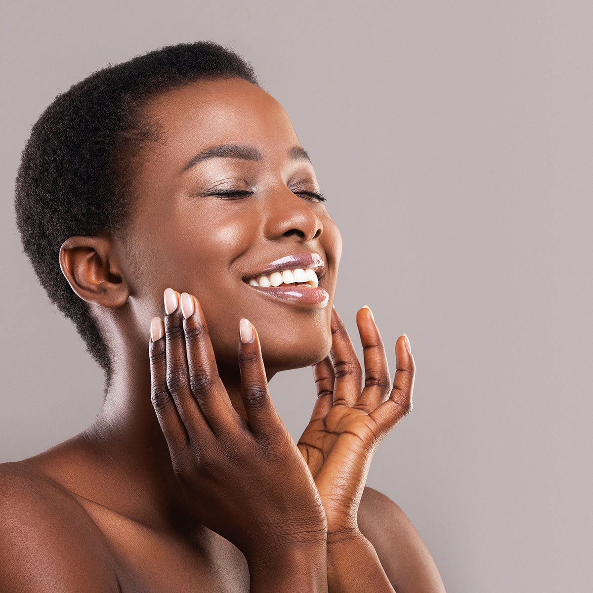 HOW TO GET CLEAN AND SMOOTH SKIN: TIPS FROM DERMATOLOGISTS